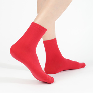 Chaussettes courtes en coton antibactérien pour femmes - Couleur unie arc-en-ciel - Invisibles - Product Image 3