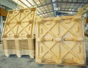 Palette verte industrielle en bois pressé, 4 voies, 1200x1100x130mm, moulée, pour le transport de marchandises, recyclable, légère, empilable, à un seul niveau - Product Image 2