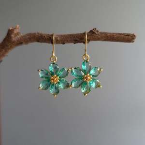 Natural Sterling Silver Emerald Floral Design Earrings Aqua Green Vintage Style Hook Earrings Gift for <b>Mum</b> - Product Image 6