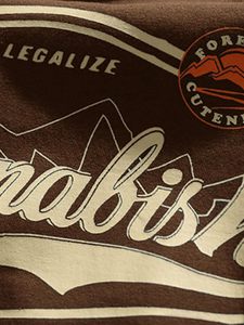 เสื้อยืดลำลองแนวสตรีทผ้าคอตตอน100% โลโก้ด้านหน้าทรงหลวมเข้ารูป - Product Image 5