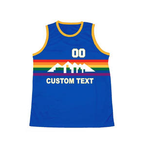 Maillot de basket réversible personnalisable en gros, 100 % polyester, vêtement de sport avec nom et numéro imprimés - Product Image 3