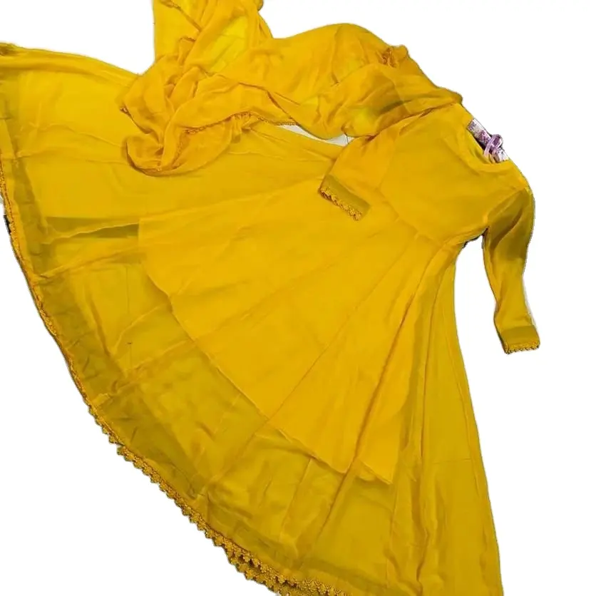 Robes de demoiselle d'honneur, vêtements indiens et péruviens