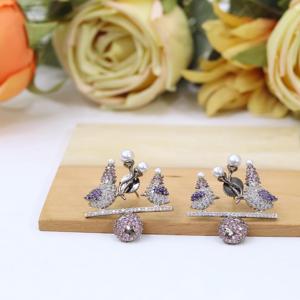 ต่างหูเงินชุบคุณภาพดี ดีไซน์ทันสมัย ประดับด้วยเพชร CZ เหมาะสำหรับงานแต่งงานและงานปาร์ตี้ สำหรับผู้หญิงและเด็กผู้หญิง - Product Image 5