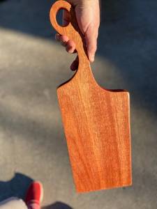 Planche à fromage décorative en bois avec couteau en acier inoxydable pour impressionner les invités - Product Image 2