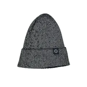 Cappelli e Berretti Promozionali Riflettenti in Titanio Personalizzati per Esposizione di Gadget - Product Image 1