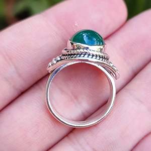 Bague artisanale en argent sterling 925 avec onyx vert, style bohème, pierre de naissance de juillet, bijoux fins, cadeau idéal pour son anniversaire - Product Image 6