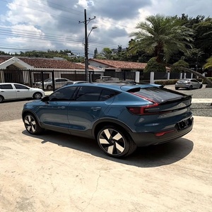 V-olvo C-40 2024 AWD T-win-charged, un best-seller - Product Image 2