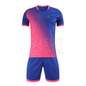 Ensemble de maillot de football pour hommes adultes, short, coupe confortable, personnalisation de la marque, découpe automatisée, séchage rapide, 100% polyester - Product Image 1