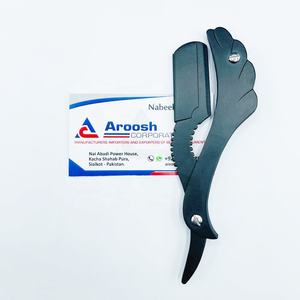 Rasoir droit professionnel pour barbier, logo personnalisé, revêtement noir, avec verrouillage oscillant, fonction de sécurité manuelle pour le rasage des cheveux et des aisselles - Product Image 1