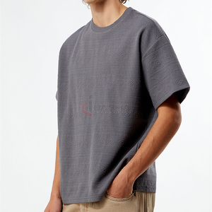 Vente en gros de T-shirt Streetwear à impression numérique DTG avec logo personnalisé lourd 100% coton Vintage Graphic Fabricant - Product Image 4