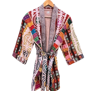 Peignoir d'hiver en coton fait à la main pour femmes Sexy Kantha veste matelassée tunique avec Patchwork imprimé bouffant manteau de plage motif lettre - Product Image 1