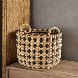 Handwoven Karlata Round Water Hyacinth Basket for Clothing Storage - 2025 Wholesale by Tienphong - Product Image 2