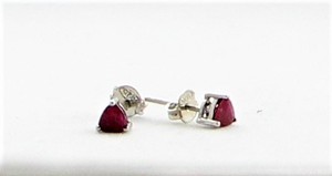 ต่างหูเงินแท้ 925 ทรงคลาสสิกทันสมัยสำหรับผู้หญิง ประดับทับทิมทรงทริลเลียนคัทขนาด 4 มม. - Product Image 4