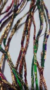 Trenzas de cinta de seda Sari bordadas hechas a medida hechas de telas bordadas de seda Sari recicladas para reventa - Product Image 5