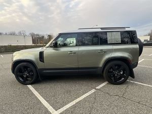 รถแลนด์โรเวอร์ ดีเฟนเดอร์ 110 P400 S AWD ปี 2024 สภาพเยี่ยม ไมล์น้อย มีจำหน่ายในราคาสุดพิเศษ - Product Image 6