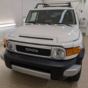 รถยนต์มือสองสภาพดี ปี 2009 โตโยต้า เอฟเจ ครุยเซอร์ พวงมาลัยซ้าย - Product Image 1