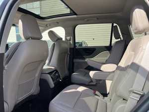 Used 2024 Lin-coln Aviator Premiere Clean Car - Product Image 4