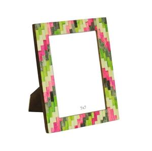 Marco de fotos de mosaico de hueso blanco de un solo tono disponible en todos los tamaños de Fotos decoración del hogar marcos de fotos de hueso - Product Image 1