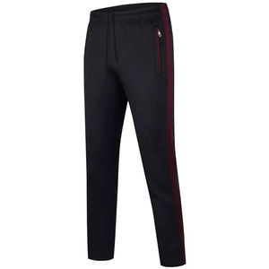 Survêtement fabriqué avec un tissu de la meilleure qualité, survêtement pour hommes avec un nouveau design cool et une coupe élégante - Product Image 3