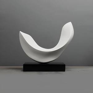 Objets de table sculpturaux blancs élégants, pièces d'art décoratives minimalistes pour le style moderne de la maison et du bureau, fabriqués à la main en Inde - Product Image 6