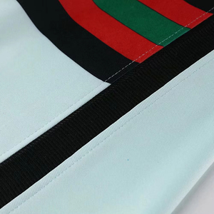 Uniforme de Fútbol Personalizado de Alta Calidad, Impresión Digital 100% Poliéster, Secado Rápido, Transpirable, Cuello en V, Manga Corta, Unisex - Product Image 4