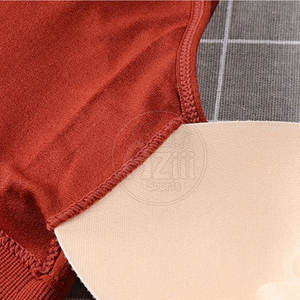 Sujetador deportivo de yoga para mujer, transpirable, respetuoso con el medio ambiente, de talla grande, ligero, de alto soporte, fabricado en Pakistán, con logotipo frontal, de la mejor calidad - Product Image 2