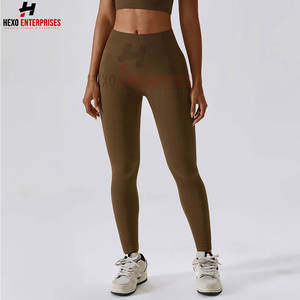 Ropa deportiva personalizada de alta calidad para mujer, mallas de gimnasio, pantalones de Yoga transpirables sin costuras con logotipo en la cintura, suministro al por mayor - Product Image 4