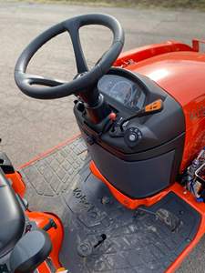 รถแทรกเตอร์ BX23S คูโบต้ามือสอง | มาพร้อมกับเครื่องตัดหญ้ารถตักหน้ารถแบ็คโฮและรถแบคโฮ - Product Image 5