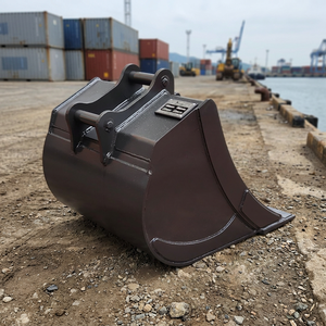Godet d'excavatrice professionnel pour l'installation d'infrastructure (canalisations d'égouts, conduites d'eau et tranchées de câbles) - Product Image 1