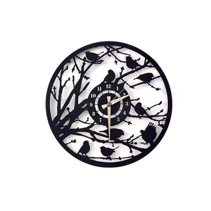 Reloj de pared de metal para el hogar y el salón, reloj de pared elegante decorativo para el dormitorio de gran tamaño estándar de Azora Industries - Product Image 4