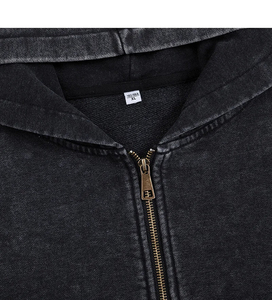 Fournisseur de survêtements OEM, survêtement deux pièces délavé à l'acide, streetwear pour hommes, survêtement déchiré et cousu, ensemble sweat-shirt et pantalon délavé au soleil - Product Image 4