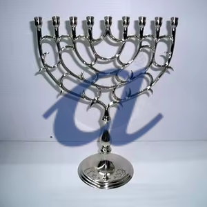 Fournisseurs de gros Bougeoir avec 9 bougeoirs Style vintage Bougeoir fait main pour la décoration - Product Image 2