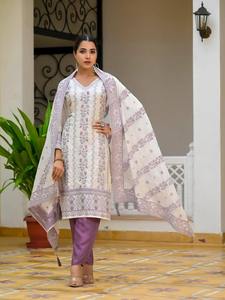 Elegante Conjunto Étnico Moderno Premium Listo para Usar para Mujer, Kurti Hecho a Mano con Pantalón y Dupatta de Diseño, Viscosa que Absorbe la Humedad - Product Image 6