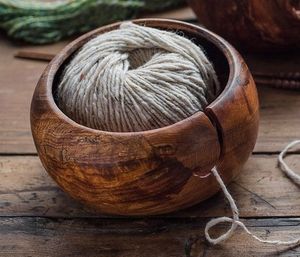 Design élégant porte-fil en bois comptoir portable fait à la main Crochet tricot organisateur de stockage poussiéreux brun arrondi fil bol - Product Image 4
