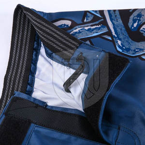 กางเกงขาสั้น MMA ของผู้ชายกางเกงขาสั้นแบบสีทึบ - Product Image 5