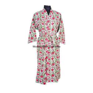 Chaqueta Kimono Kantha Acolchada Tejida a Mano, Bata Larga de Algodón Orgánico Indio, Diseño Floral, Transpirable, para Primavera y Otoño - Product Image 1