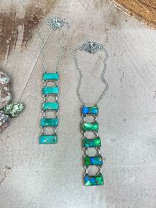 สร้อยคอดอกรักเร่นกยูงสีเงินสเตอร์ลิงทำด้วยมือด้วยการออกแบบลายดอกไม้ที่หรูหราและเครื่องประดับอัญมณีแท้ - Product Image 4