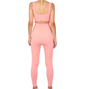 ชุดออกกำลังกายโยคะและพิลาทิสสำหรับผู้หญิง 2 ชิ้น เสื้อชั้นในและกางเกงขาสั้นเอวสูง สีพีช ผ้าระบายอากาศได้ดี - Product Image 4