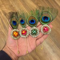 Broches/Épingles Kundan Bandhani Mor Pankh - Design Vintage Moderne pour Mariages et Cérémonies de Pooja - Artisanat du Rajasthan