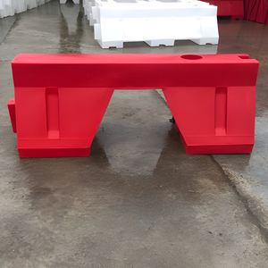 Barrière de sécurité routière rouge 120 x 50 x 50 cm en plastique PE, garde-corps de circulation pour usage intérieur - Product Image 3