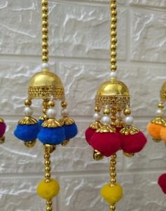 ที่แขวนติดผนังตกแต่งลายดอก Pom Pom chakri สมบูรณ์แบบสำหรับฉากหลังงานแต่งงานเวทีที่หรูหราการตกแต่งกิจกรรมพิเศษ Mandir - Product Image 3