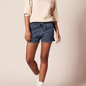 Pantalones cortos de mujer hechos a medida de nuevo estilo, pantalones cortos de mujer transpirables de Color sólido para venta en línea hechos en Pakistán - Product Image 3