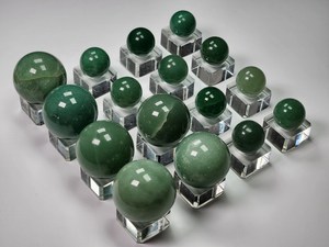 Latest Natural Green Aventurine <b>Crystals</b> Polished Feng Shui Healing Stone <b>Sphere</b> Agate Gemstone Balls for Carving Decoration - Product Image 6