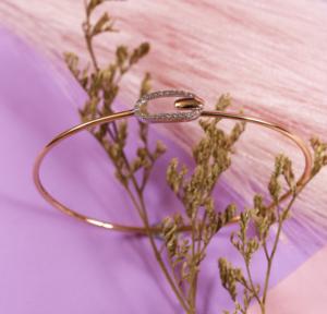 14KT Fine <b>Gold</b> Bracelet Kada Artisan Quality Diamond <b>Bangle</b> Streamlined B2B Bulk Efficiency with Finesse - Product Image 1