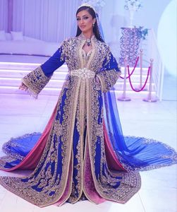 BELLE CRÉATEUR DE BRODERIE À LA MAIN SUR UNE ROBE CAFTAN ET VOILE BLEU ROYAL AVEC TRAIL POUR MARIAGE = 2024 - Product Image 1