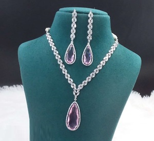 Collier de bijoux en laiton de qualité supérieure Radiant AD pour la Saint-Valentin ou les cadeaux d'anniversaire au prix d'exportation - Product Image 2