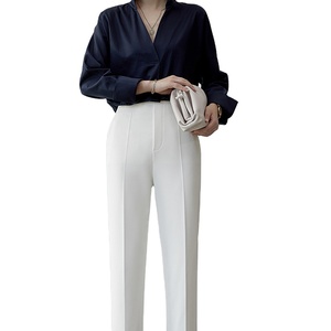 Conjunto elegante de diseño OM para mujer, venta al por mayor, última colección - Product Image 1