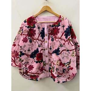 Chaqueta de algodón acolchada con estampado a mano de Blush Garden para la primavera - Product Image 5
