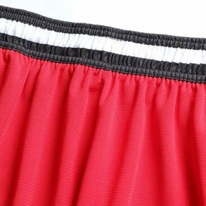 Short de sport double couche pour hommes avec logo personnalisé OEM Léger Motif solide Style décontracté Tissu de toile élastique à fermeture mi-taille - Product Image 3