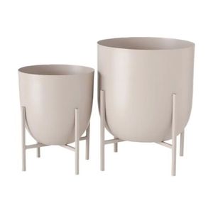 Polvo de maceta de metal con acabado para interiores elegantes que mezcla el diseño de la herencia con el gusto moderno para una pieza de declaración refinada - Product Image 4